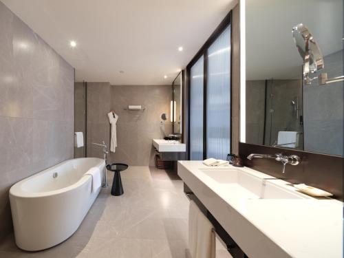 the qube hotel anqing