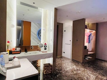 voco xian qindu legend an ihg hotel