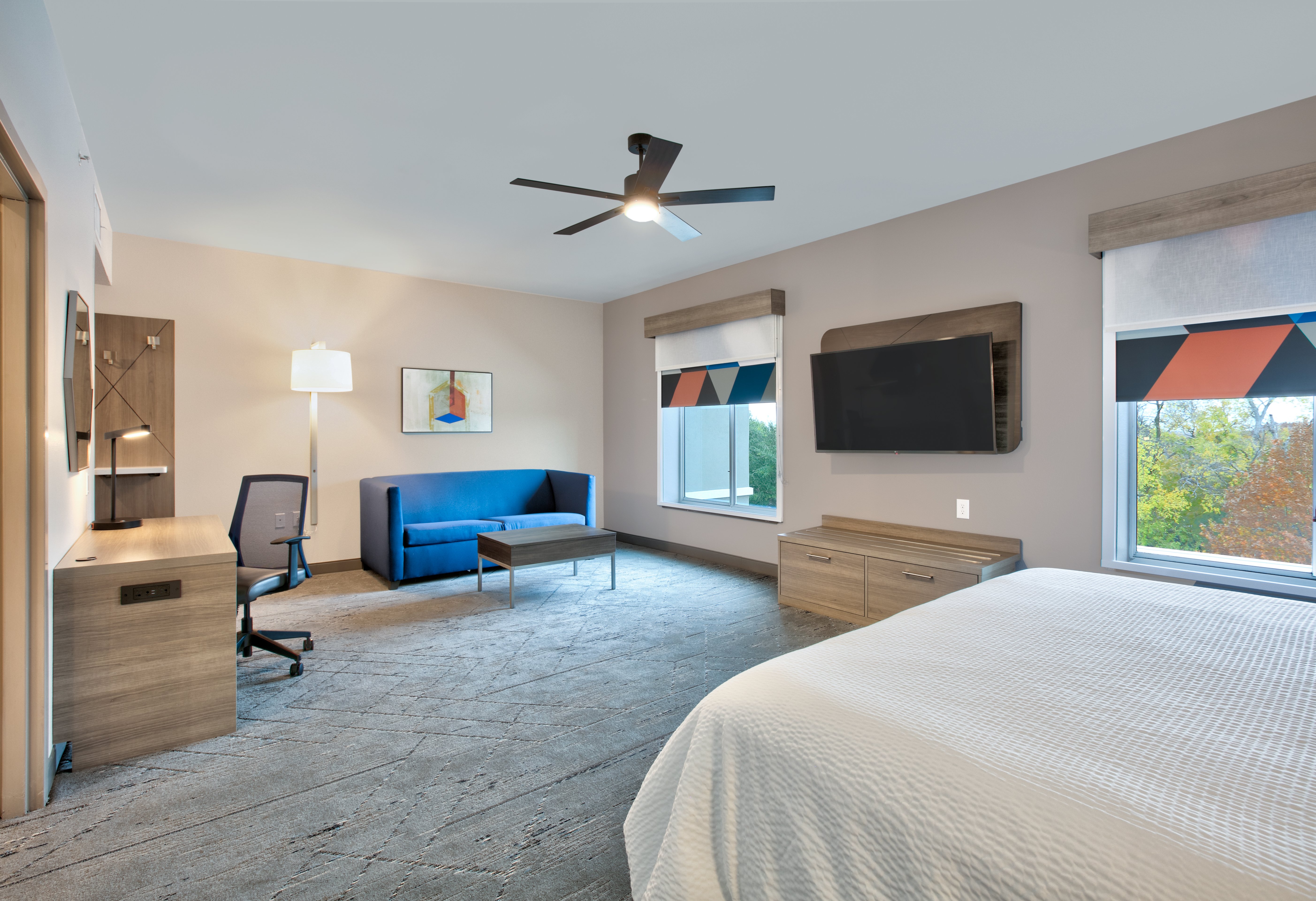 holiday inn express and suites north dallas at preston