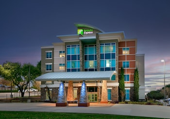 Holiday Inn Express & Suites North Dallas At Preston,Dallas>>Corpus Christi,3 star