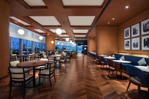 intercity hotel futian zhongzhou bay