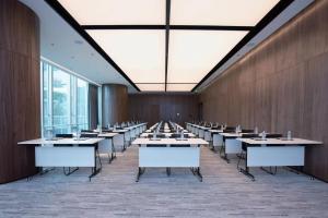 intercity hotel futian zhongzhou bay