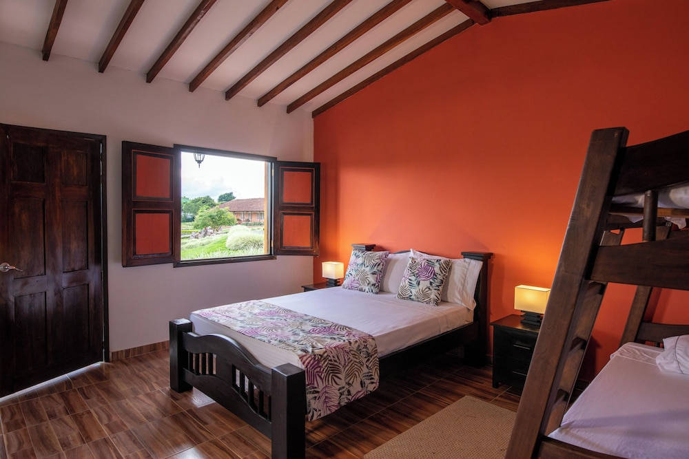 yanuba hotel campestre