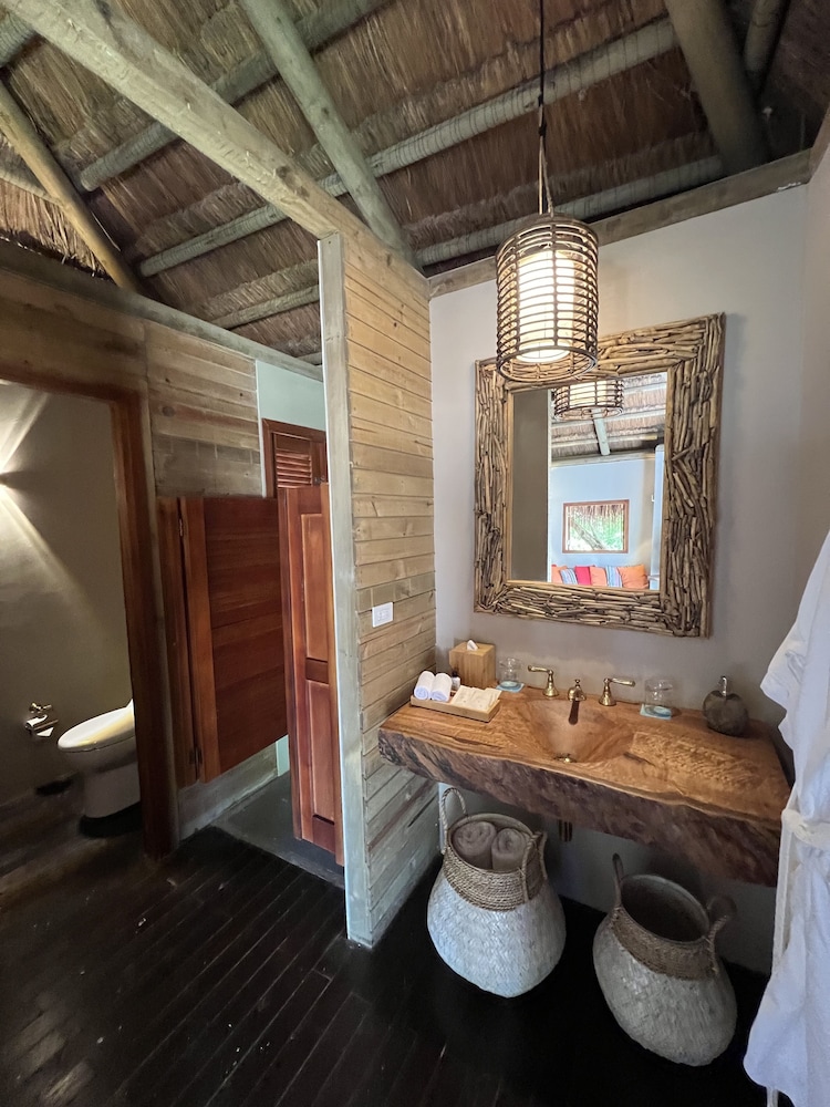 acasi rustic beach