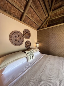 acasi rustic beach