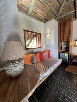 acasi rustic beach