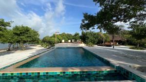 acasi rustic beach
