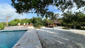 acasi rustic beach
