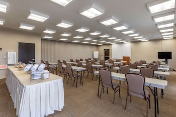 sleep inn and suites miles city