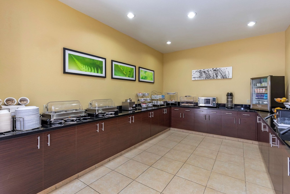 sleep inn and suites miles city