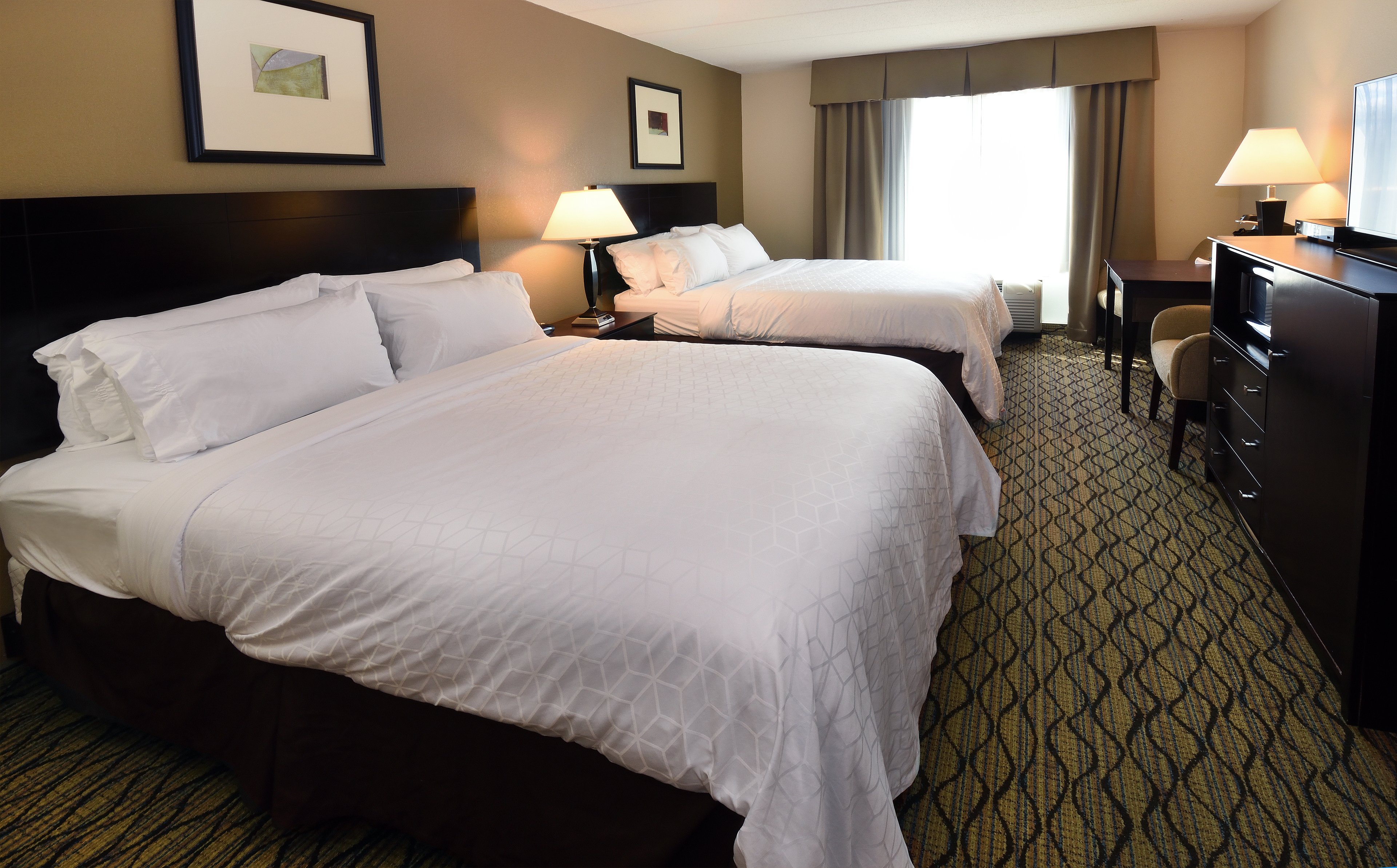 holiday inn express and suites milford by ihg