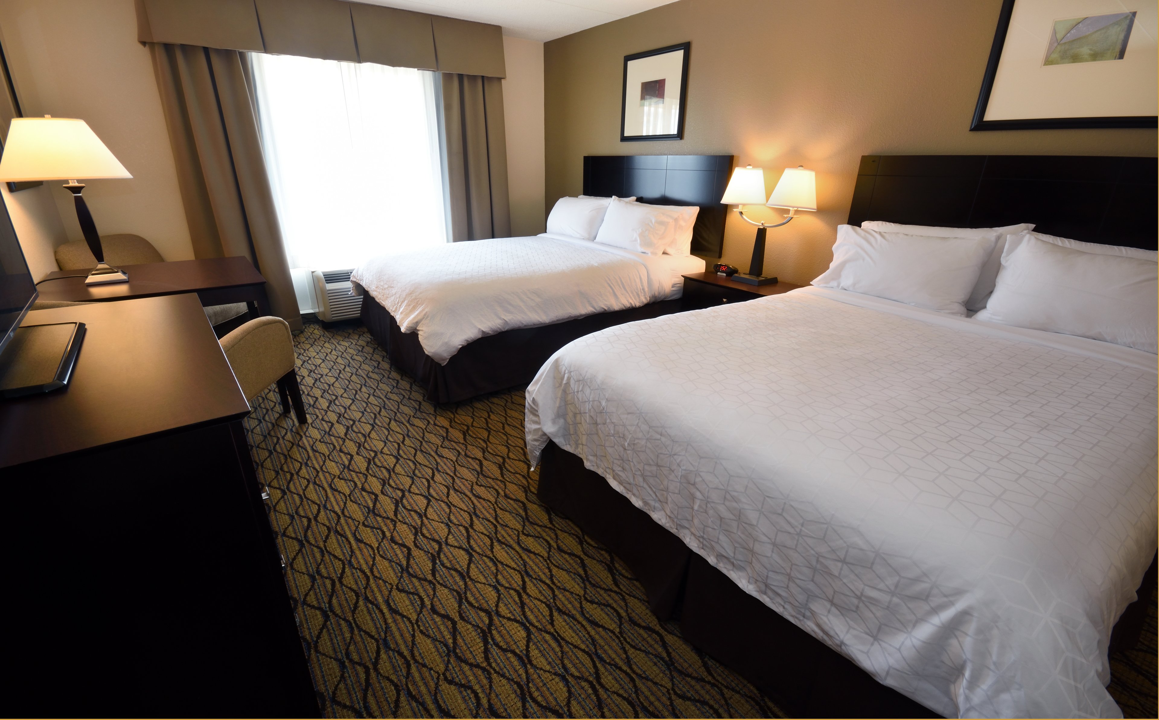 holiday inn express and suites milford by ihg