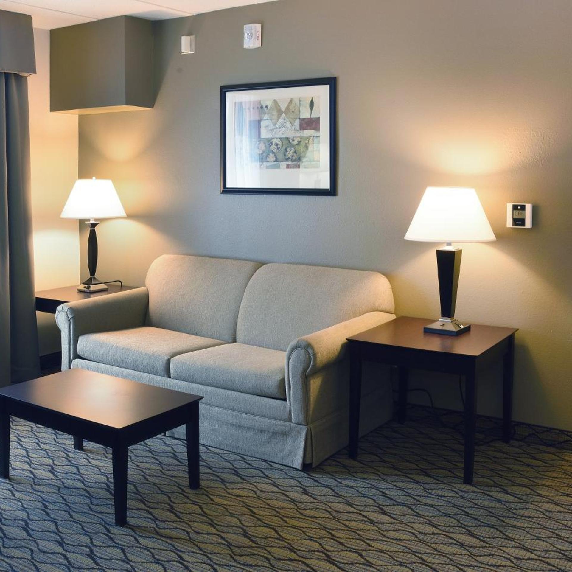 holiday inn express and suites milford by ihg