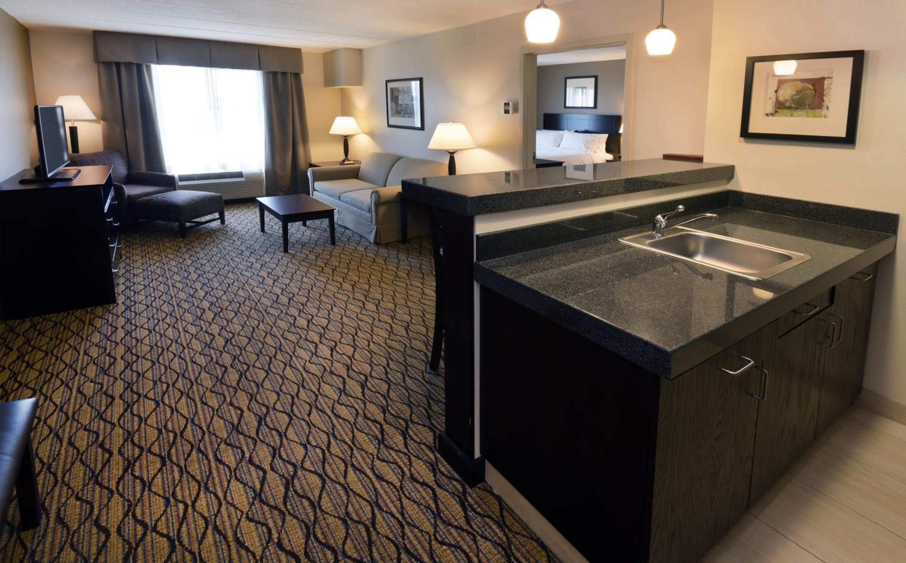 holiday inn express and suites milford by ihg
