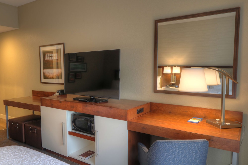 hampton inn gatlinburg historic nature trail