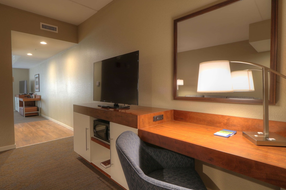 hampton inn gatlinburg historic nature trail