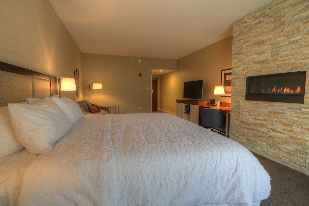 hampton inn gatlinburg historic nature trail