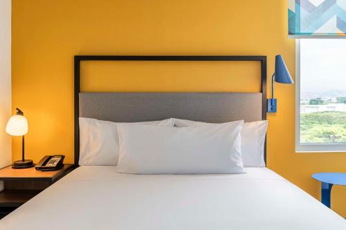 tru by hilton cali sur