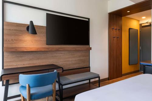 tru by hilton cali sur