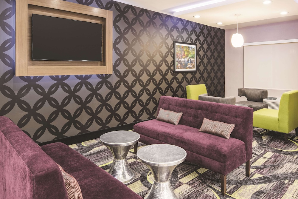 la quinta inn and suites by wyndham milledgeville