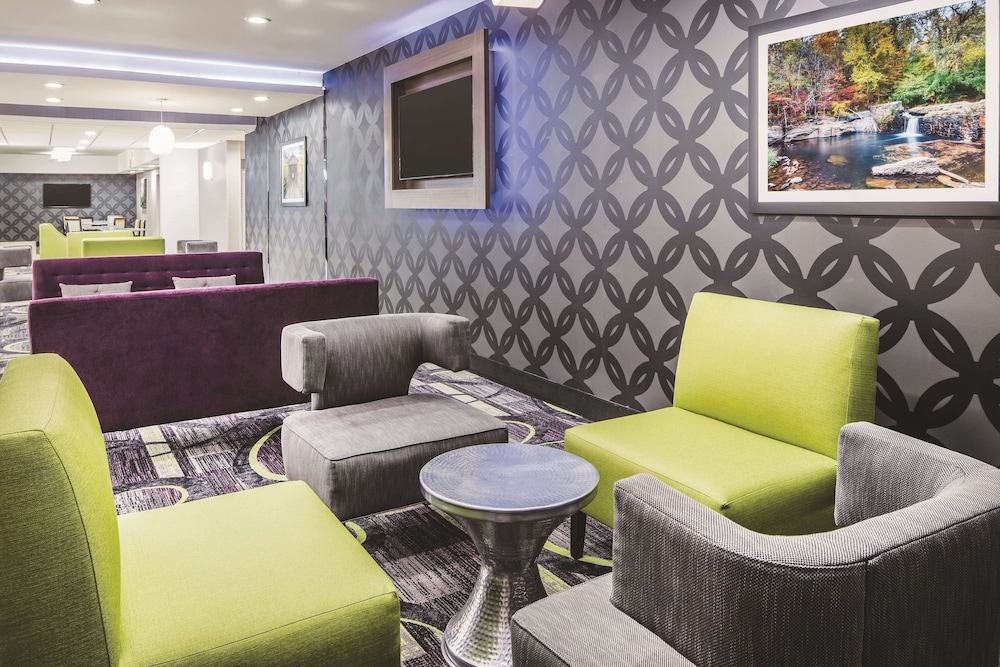 la quinta inn and suites by wyndham milledgeville