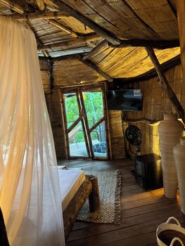 akasha suites