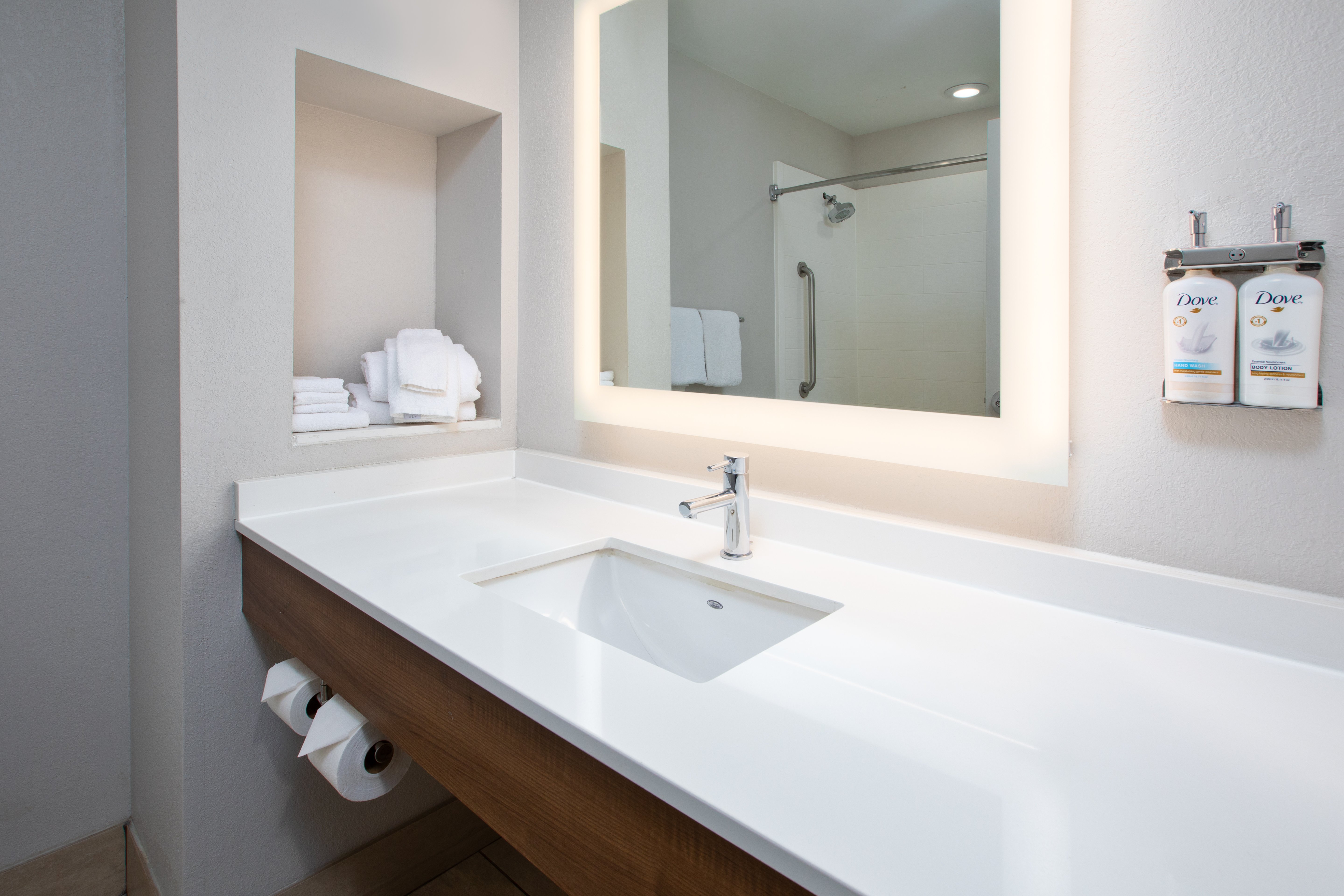 holiday inn express hotel and suites athens by ihg