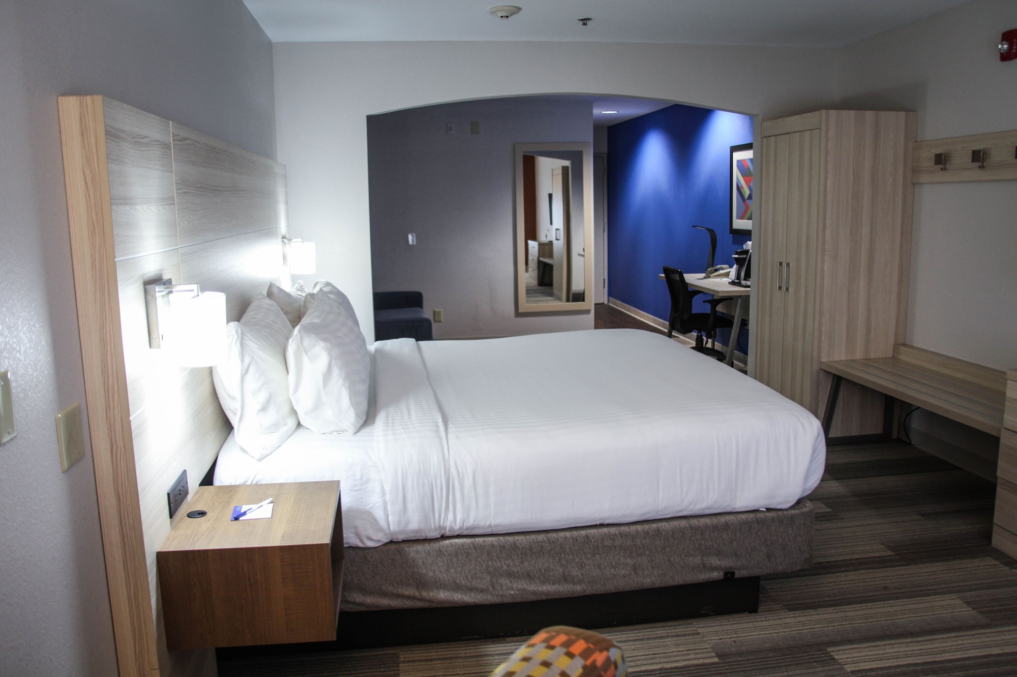 holiday inn express hotel and suites athens by ihg