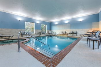 Holiday Inn Express Hotel & Suites Athens By Ihg,Henderson>>Athens,3 star