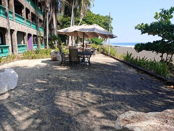 casa de playa marea brava condos