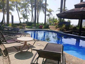 casa de playa marea brava condos