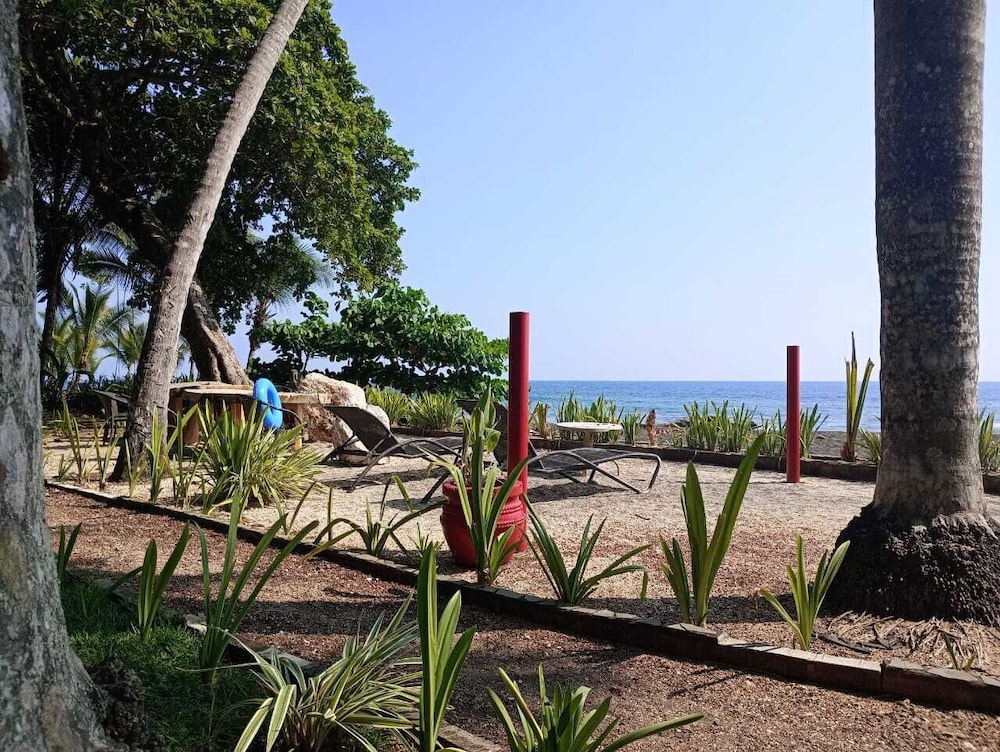 casa de playa marea brava condos