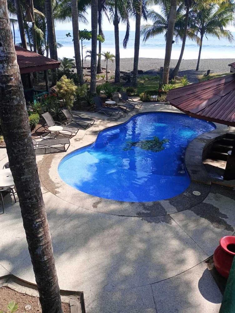 casa de playa marea brava condos