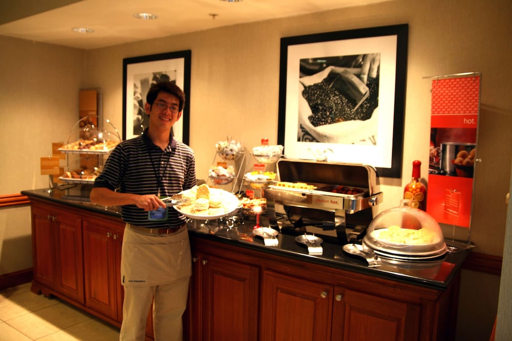 hampton inn clinton