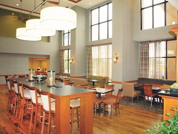 Hampton Inn Clinton,Clinton>>Beckham County,3 star