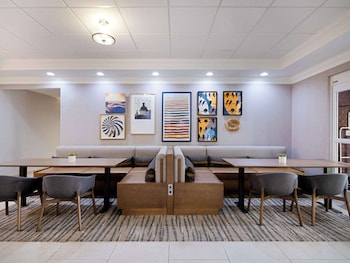 Homewood Suites By Hilton Columbia,Seven Oaks>>Columbia,3 star