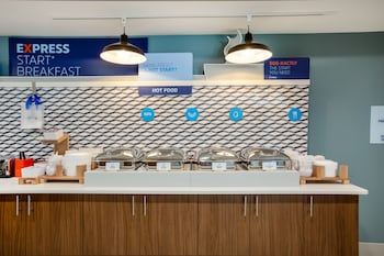 holiday inn express hastings by ihg