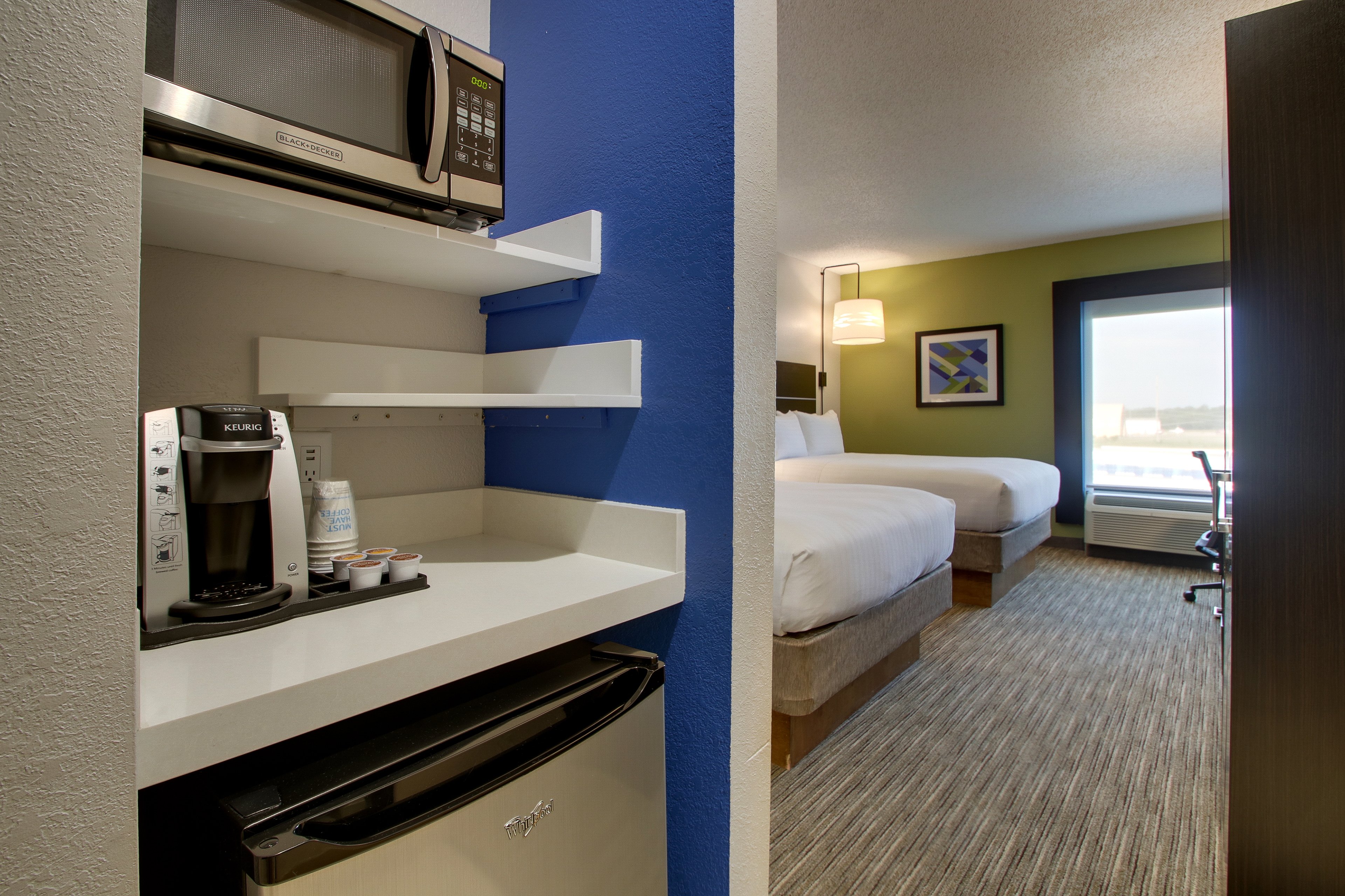 holiday inn express and suites lebanon by ihg
