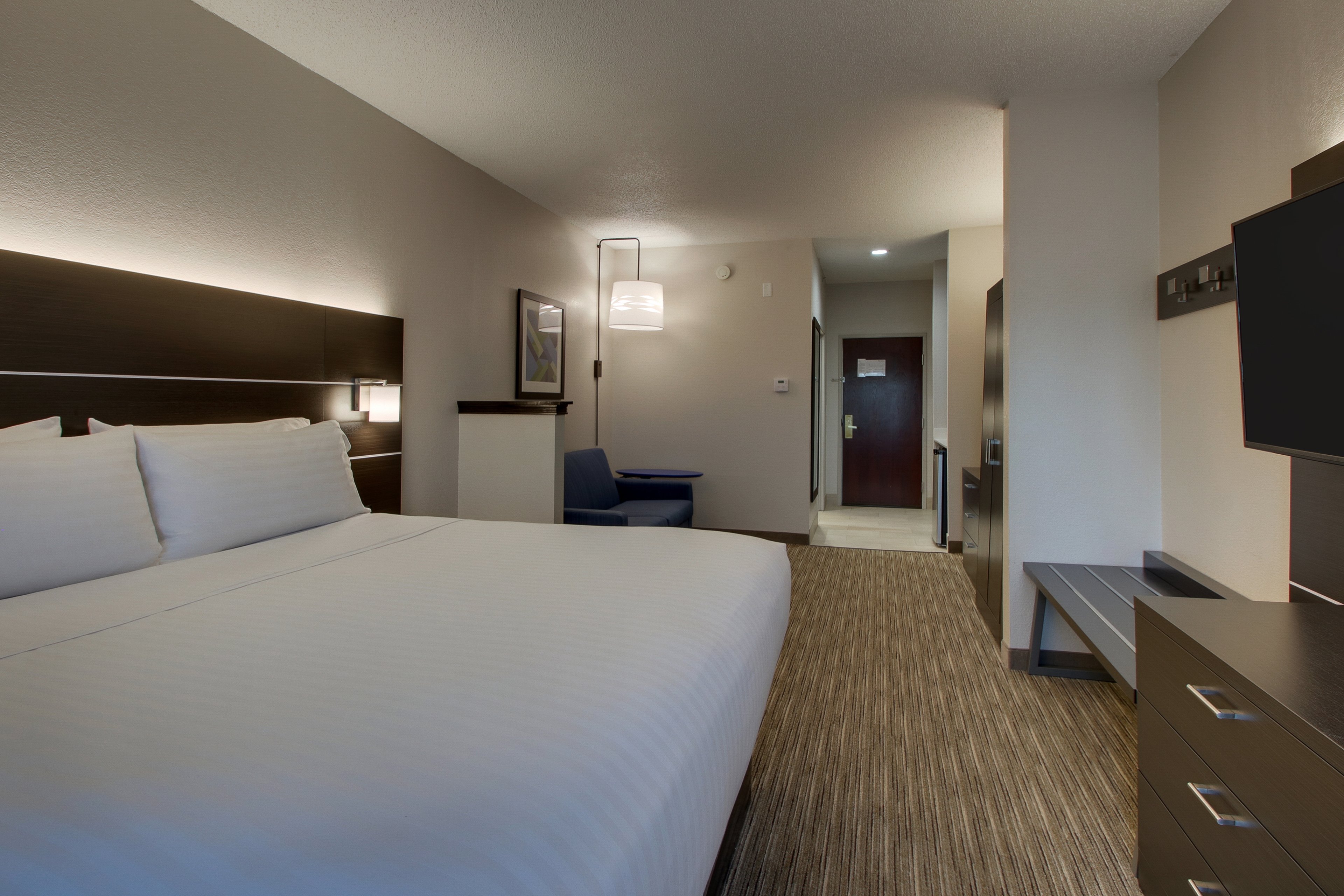 holiday inn express and suites lebanon by ihg