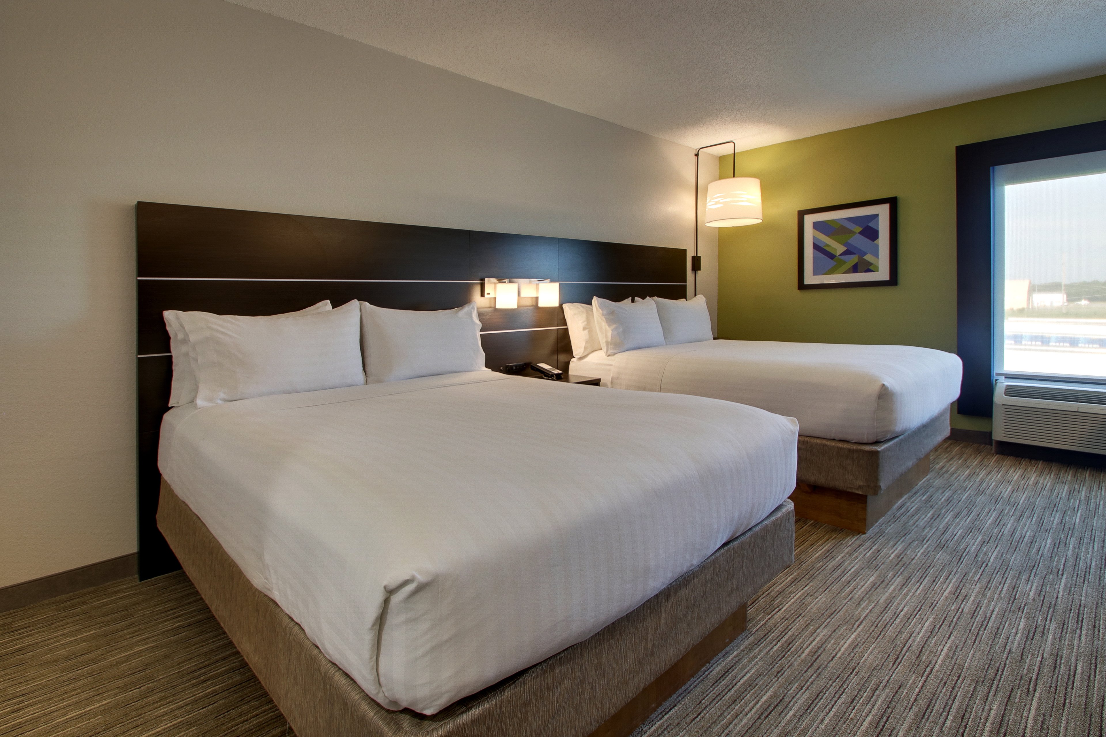 holiday inn express and suites lebanon by ihg