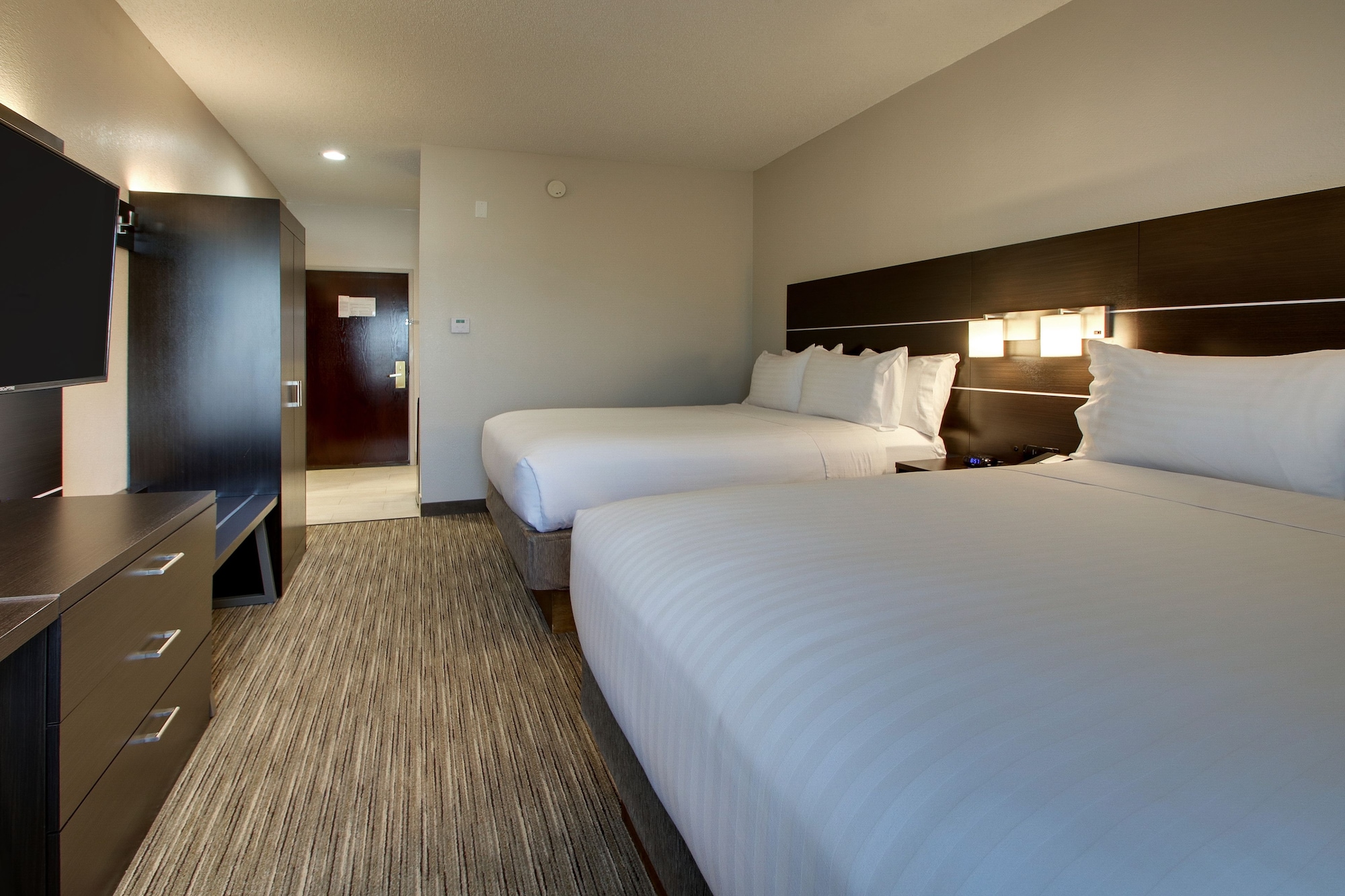 holiday inn express and suites lebanon by ihg