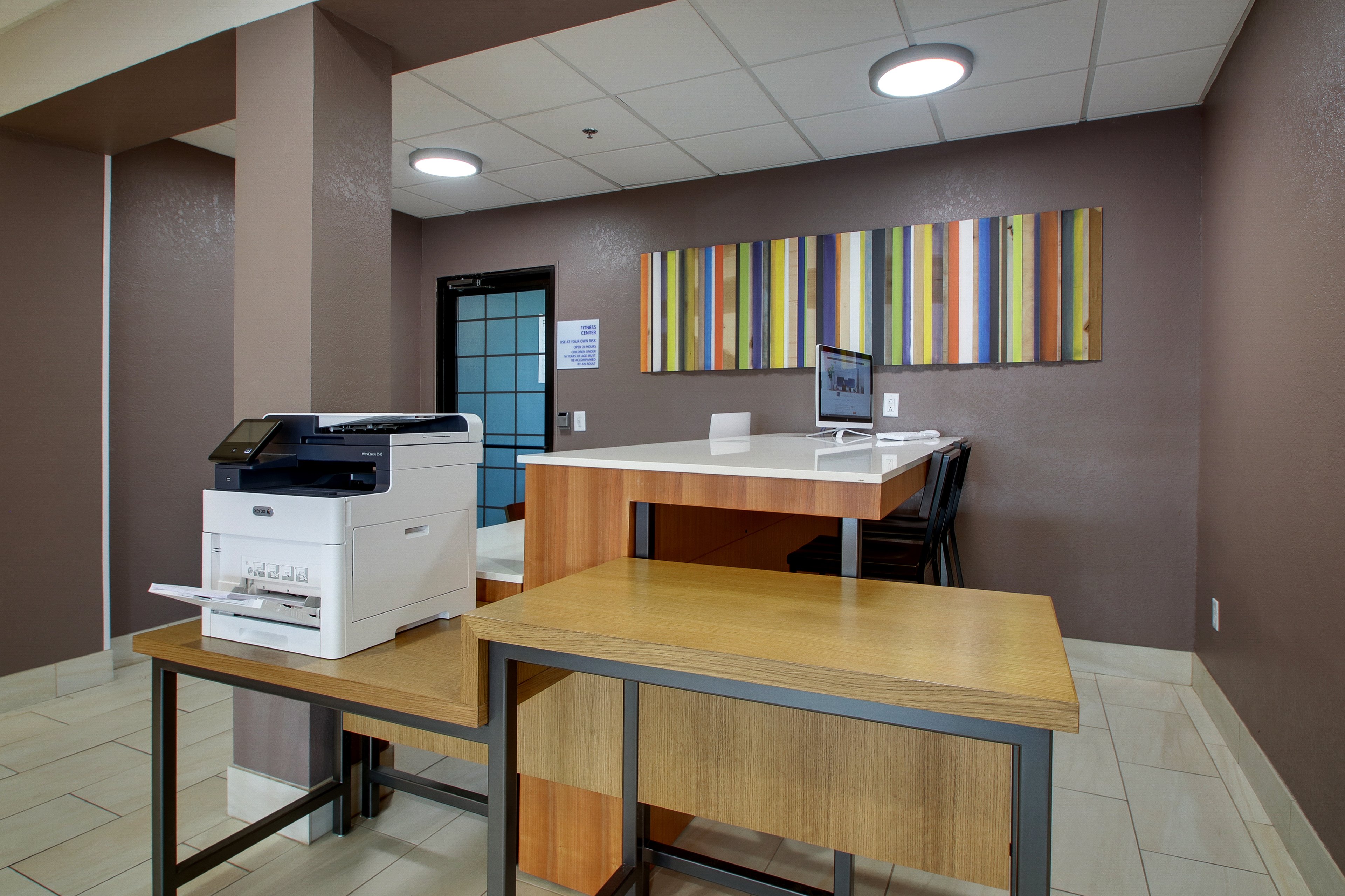 holiday inn express and suites lebanon by ihg