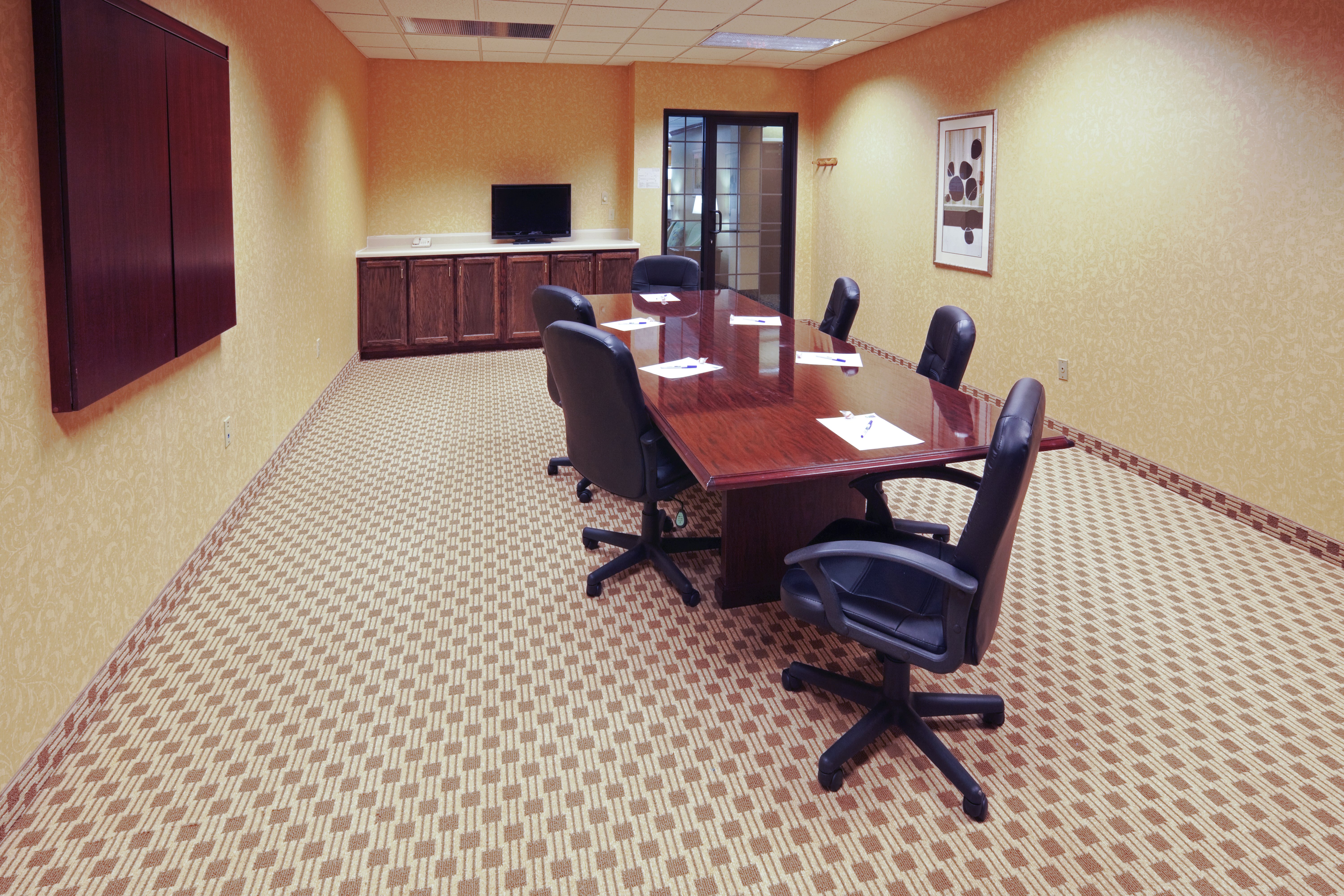 holiday inn express and suites lebanon by ihg