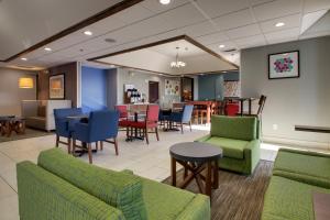 holiday inn express and suites lebanon by ihg