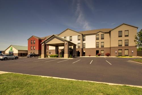 holiday inn express and suites lebanon by ihg