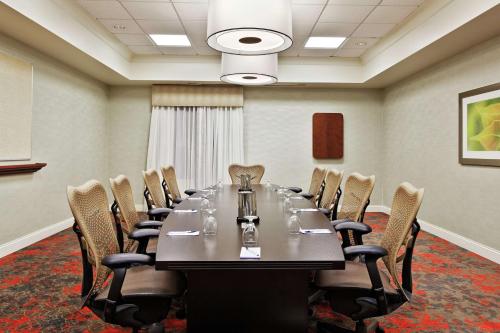 hilton garden inn springfield il