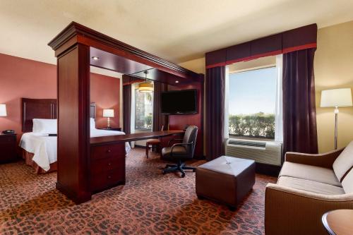 hampton inn and suites mission