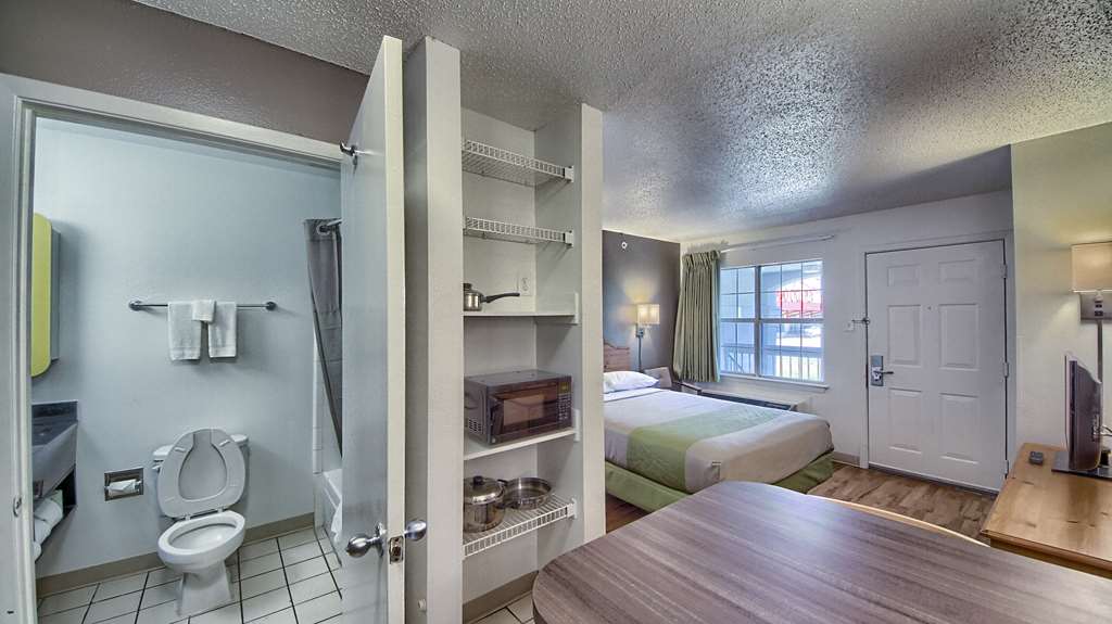 studio 6 san antonio tx six flags