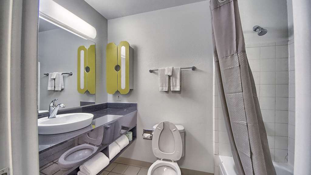 studio 6 san antonio tx six flags