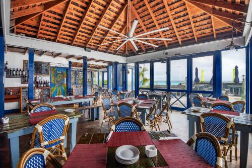 pineapple fields boutique condo hotel